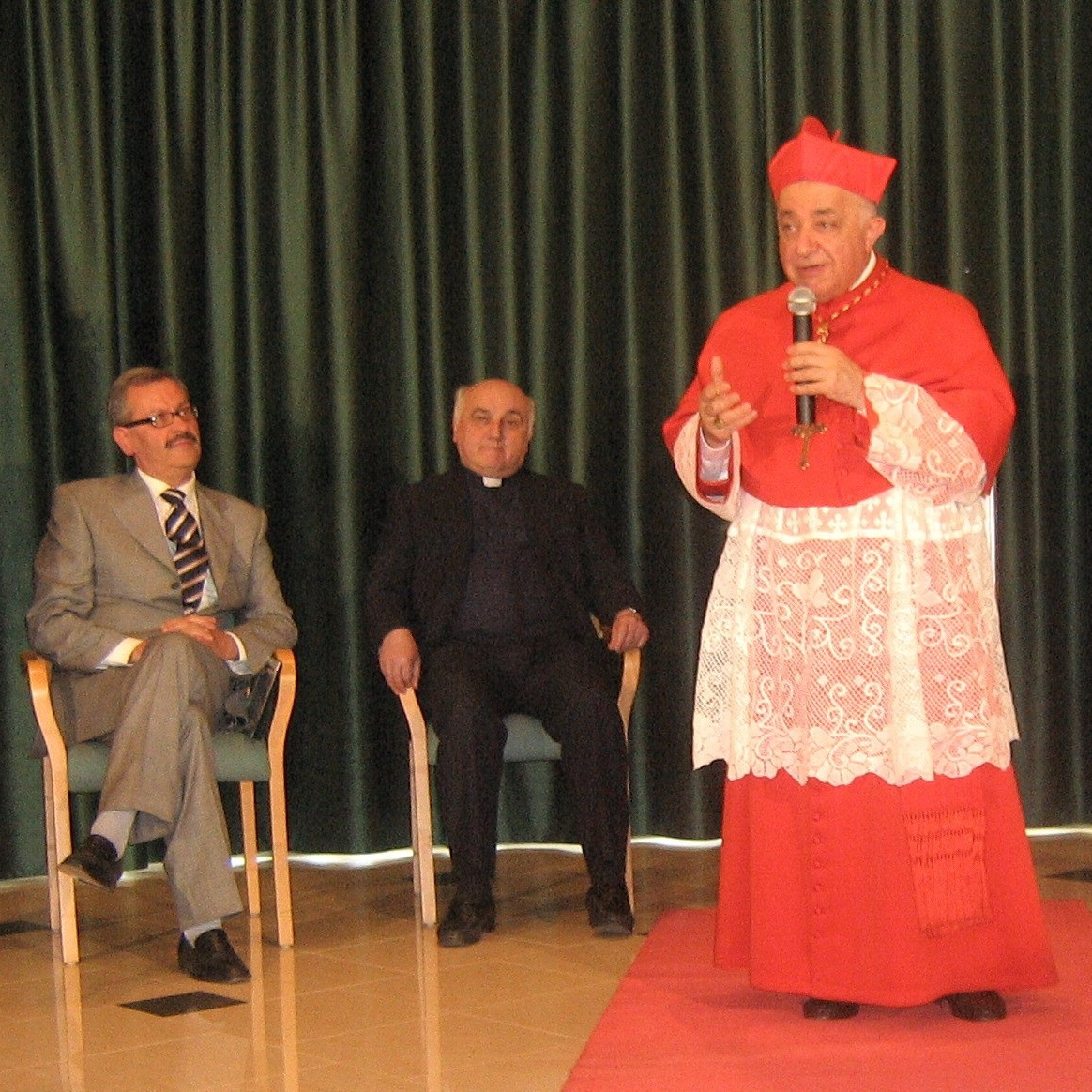 Visita alla nostra Residenza Villa Arcadia di Sua Eminenza il Cardinale Dionigi Tettamanzi